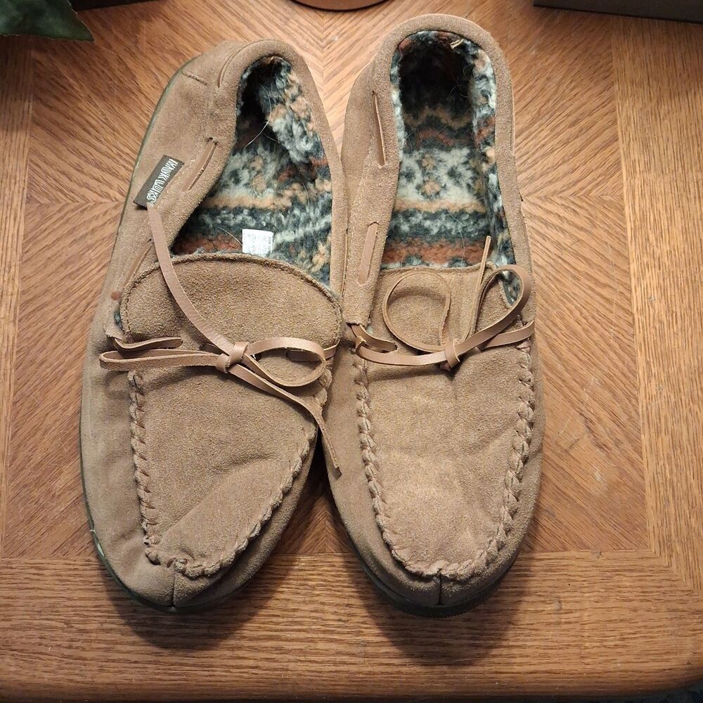 Men's Muk Luks Tan Brown Suede Slipper Fleece Lining Size 11 Adult Casual Soft